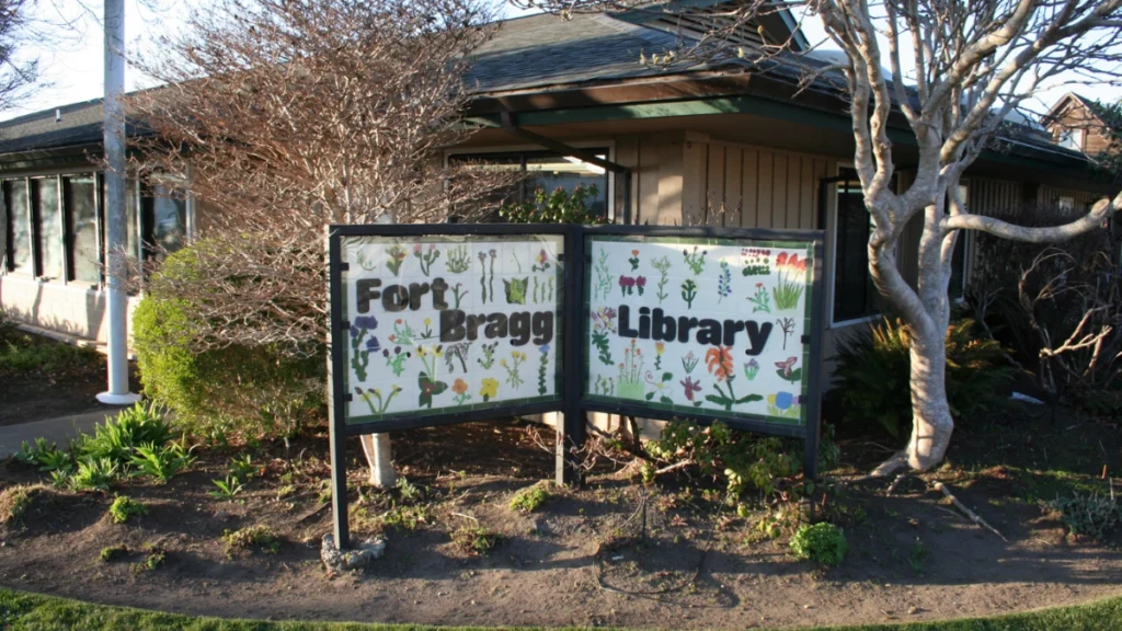 Fort Bragg Public Library