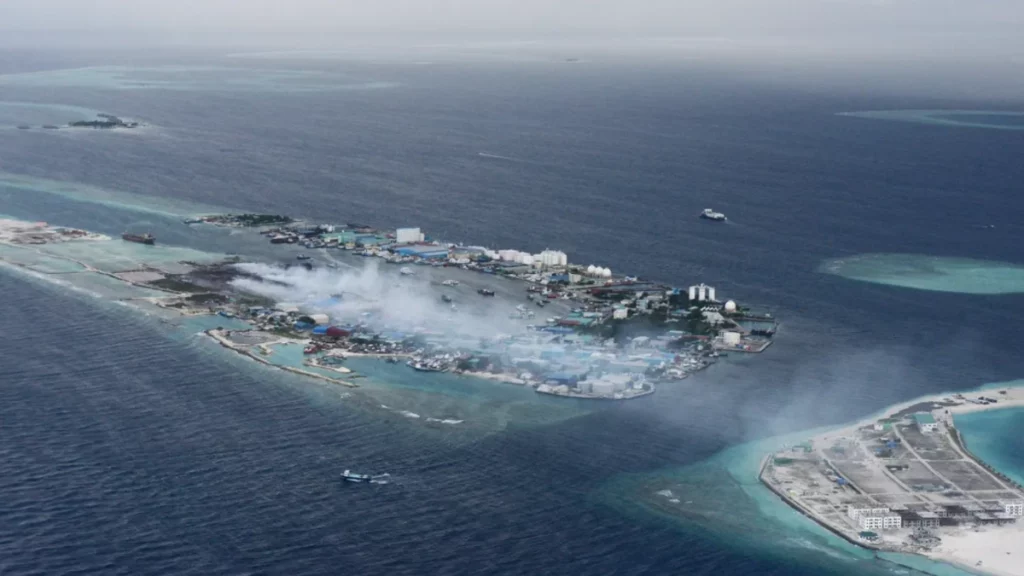 Thilafushi: the Rubbish Island